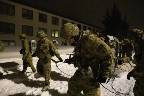 Arctic Angels Compete in Cold Weather Fitness Competition